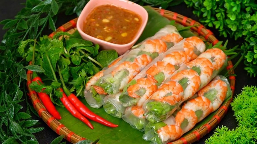 Gỏi cuốn Việt Nam: chọn nhân, nước chấm và thưởng thức món cuốn tươi