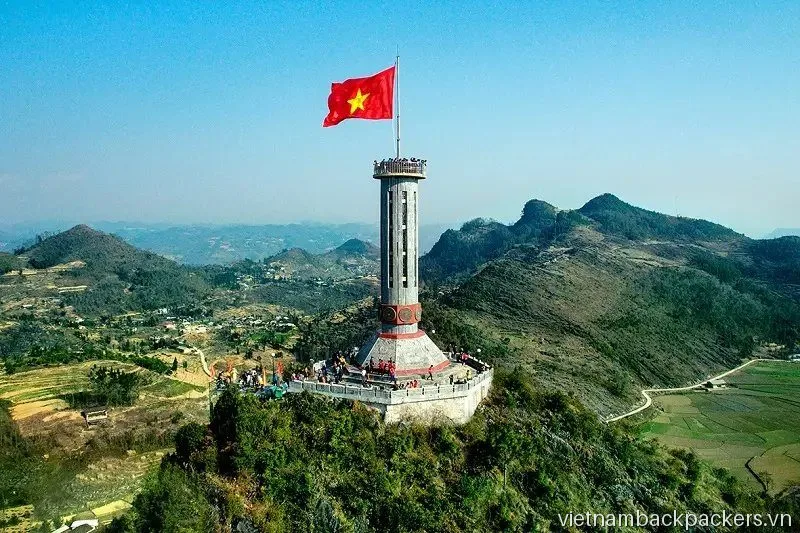 Cột Cờ Lũng Cú