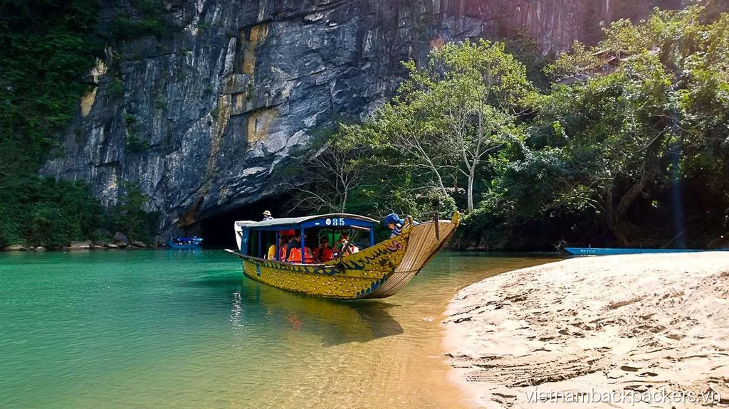 Động Phong Nha