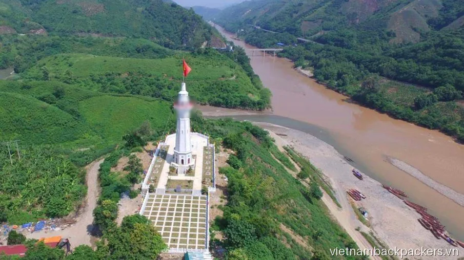 Ngã Ba Lũng Pô